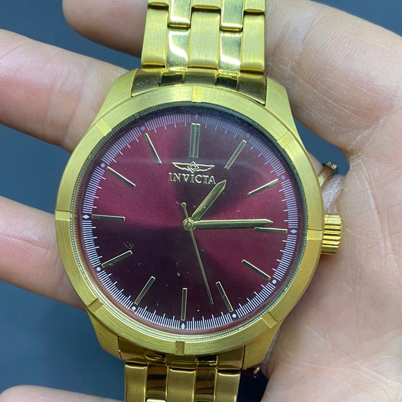 Invicta Gold Watch with Burgundy Dial - Picture 4 of 5